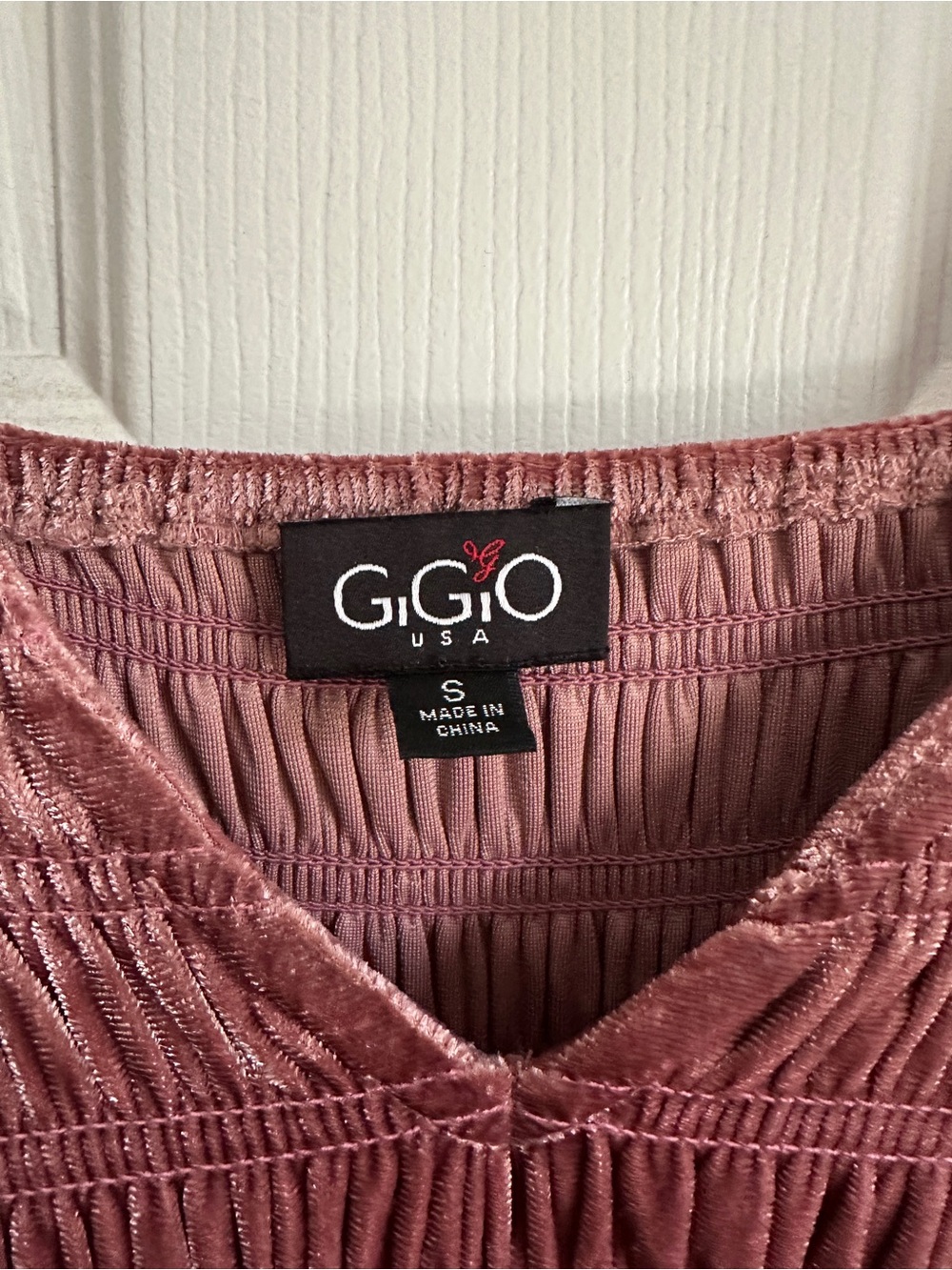 Gigio Mauve Velvet Smocked Midi Dress - Picture 3 of 8